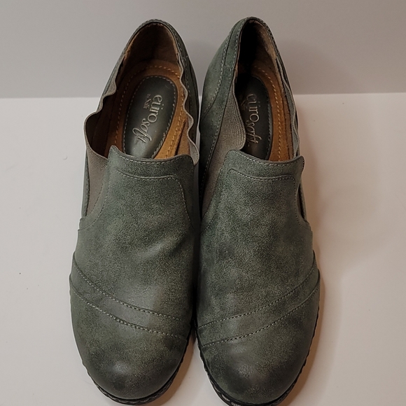 Distressed Grey booties - Picture 2 of 13